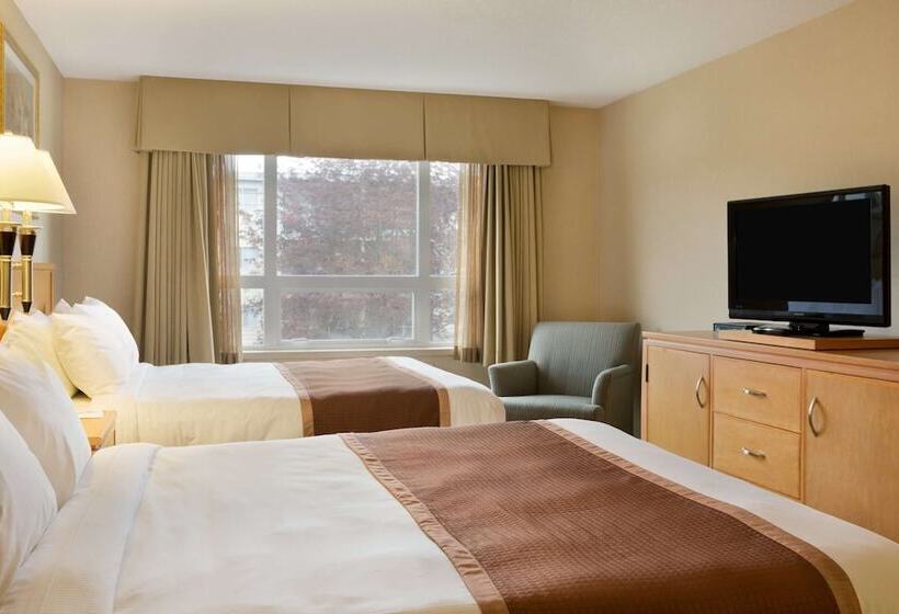 带2个双人床的标准工作室, Ramada By Wyndham Nanaimo