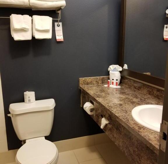 Family Suite, Super 8 By Wyndham Lachenaie/terrebonne