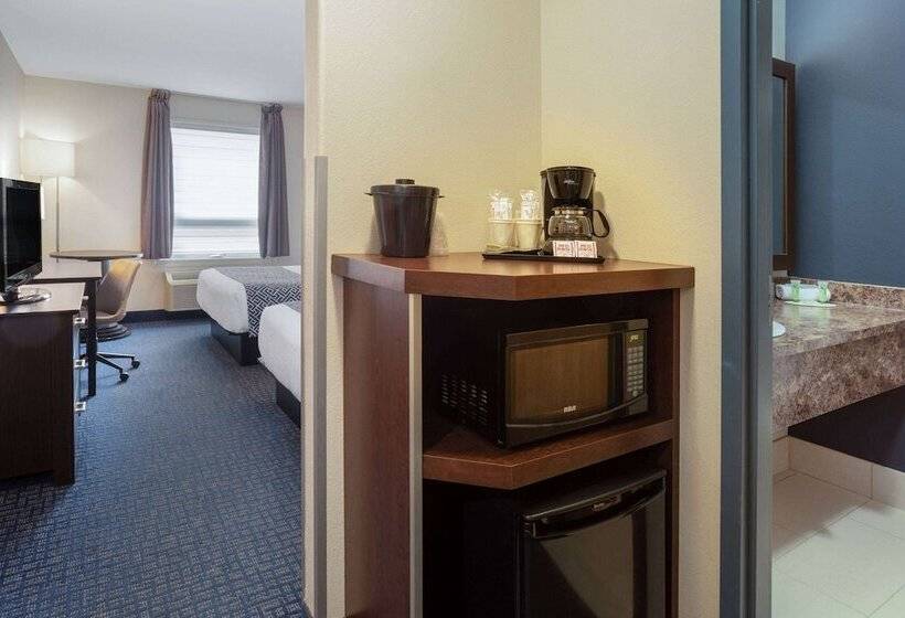 Номер Стандарт, Super 8 By Wyndham Lachenaie/terrebonne