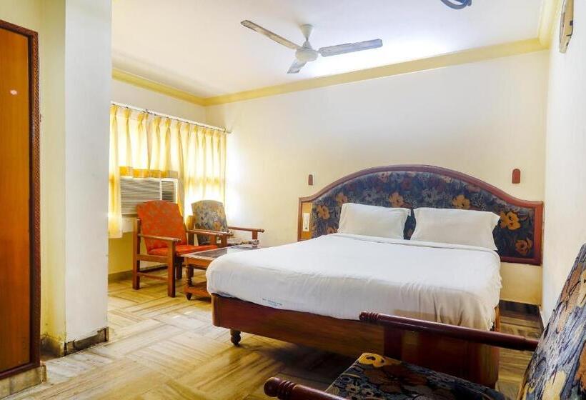 Трехместный Номер Классика, Viceroy Inn