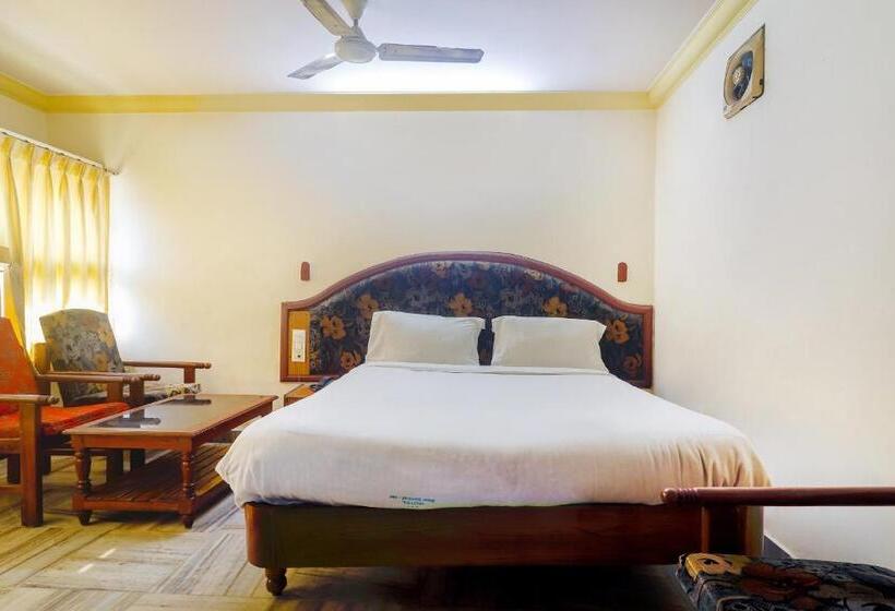 Трехместный Номер Классика, Viceroy Inn