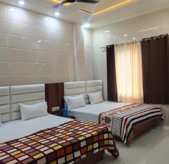 Семейный Номер, Jasneet Homestay