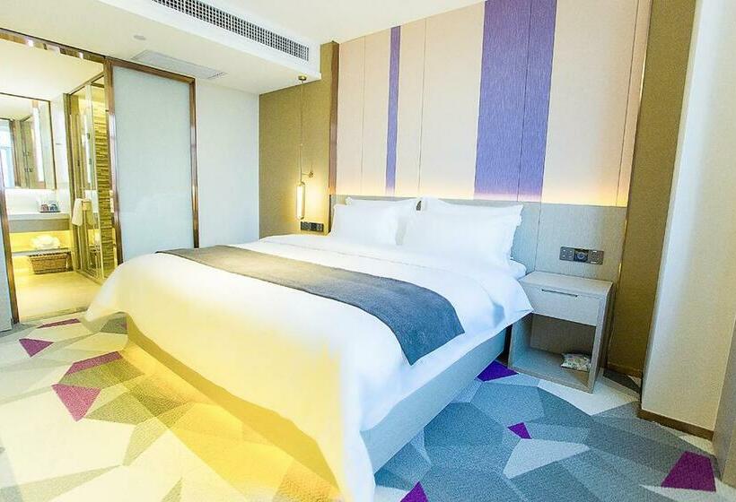 Семейный Номер Deluxe, Lavande Hotel Lingwu Government Branch