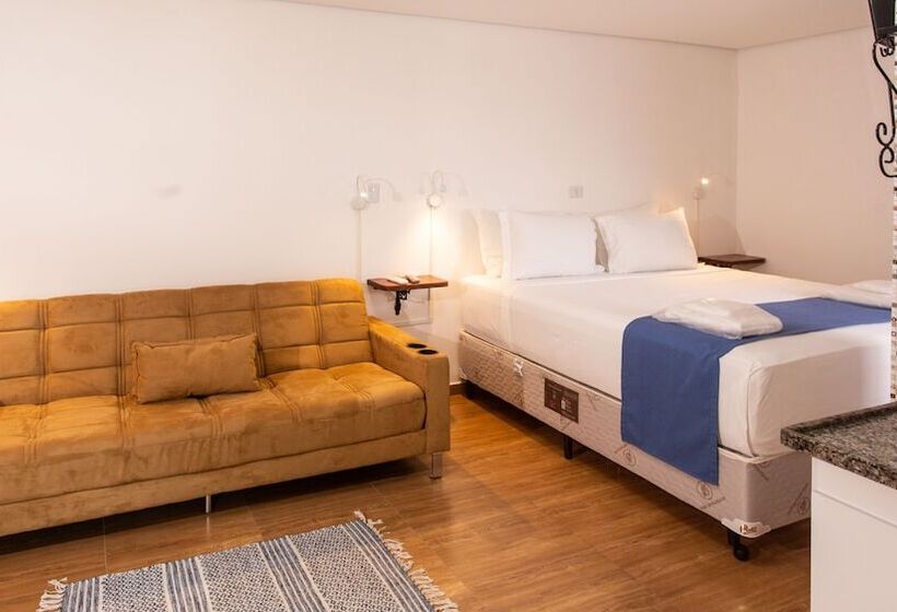 استودیوی استاندارد, Chalet Monet  Granja Vianna