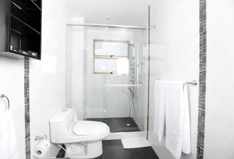 스탠다드 룸, Suites 108