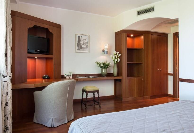 Классический Номер, Valle Di Assisi Hotel & Spa