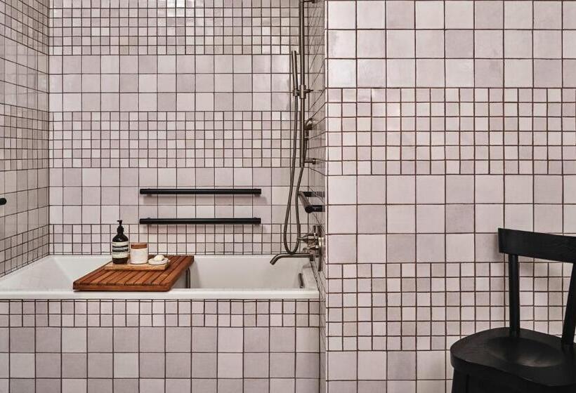 适用于残疾人士的豪华房间, Downtown Los Angeles Proper Hotel, A Member Of Design Hotels
