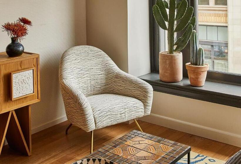 高级套房, Downtown Los Angeles Proper Hotel, A Member Of Design Hotels