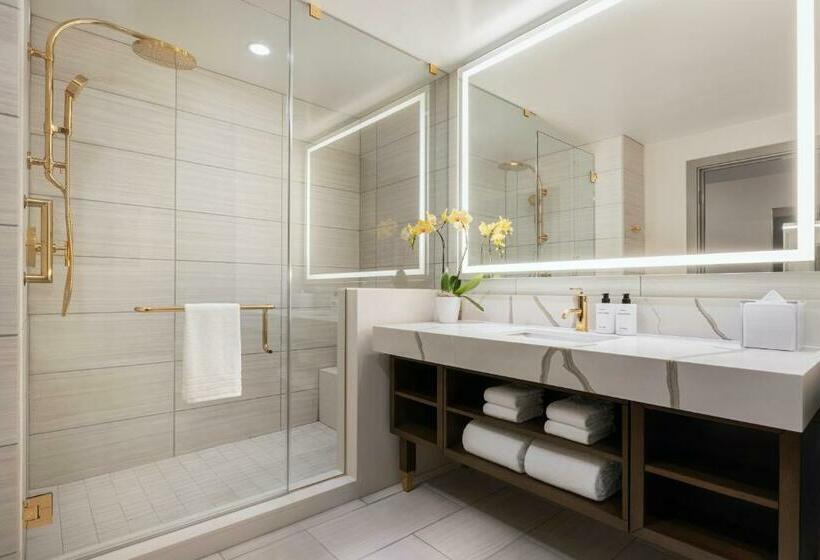 장애인을 위한 킹사이즈 침대 스탠다드 룸, Las Vegas Hilton At Resorts World