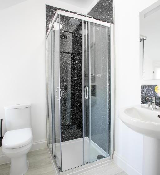 Стандартный Номер Кровать Кинг, Park View R & R   Adult Only   Self Catering   Free Parking   Ev Point
