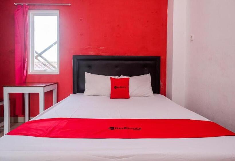 Номер Стандарт, Reddoorz Near Pakuwon Mall Solo Baru