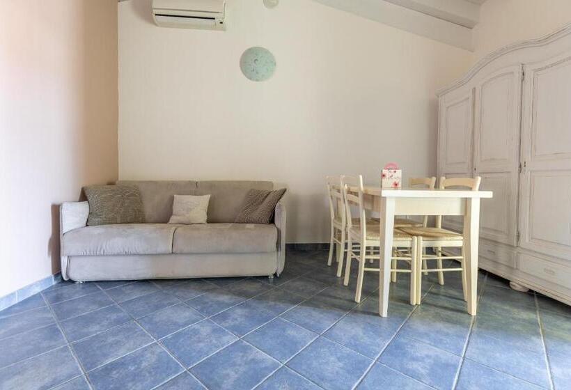 آپارتمان 1 خوابه با بالکن, Residence Il Melograno
