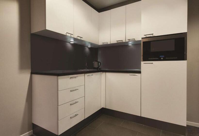 استودیوی پریمیوم, Adina Apartment Hotel Berlin Mitte