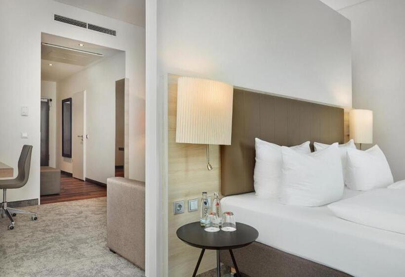Полулюкс Президентский, H4 Hotel Münster