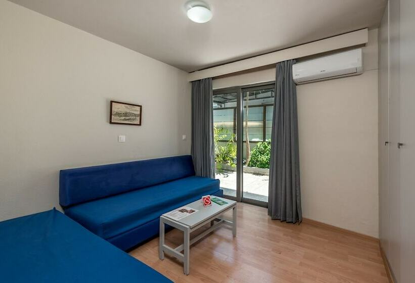 Апартаменты 2 Спальни, 7palms