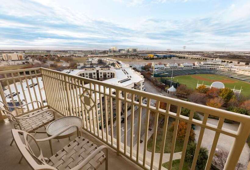 سوئیت با تخت بزرگ, Embassy Suites By Hilton Dorado Del Mar Beach Resort