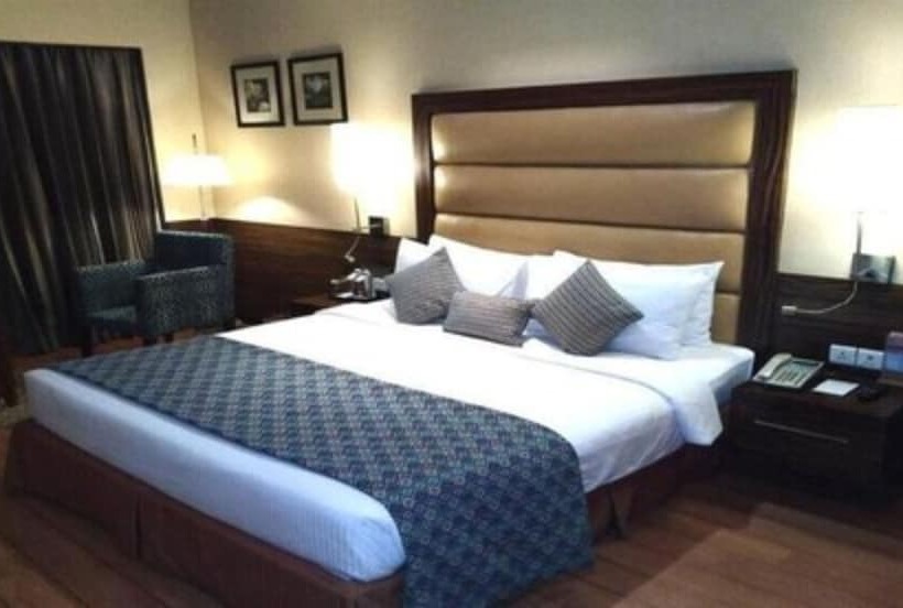 اتاق کلاب, Fortune Select Exotica, Navi Mumbai   Member Itc S Hotel Group
