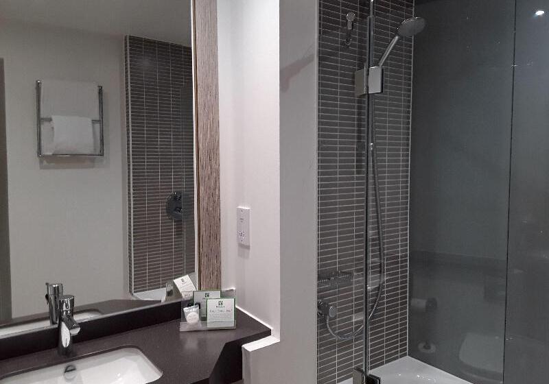 Номер Стандарт, Holiday Inn Leeds Wakefield M1 Jct40, An Ihg
