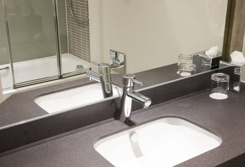 Номер Стандарт, Holiday Inn Leeds Wakefield M1 Jct40, An Ihg