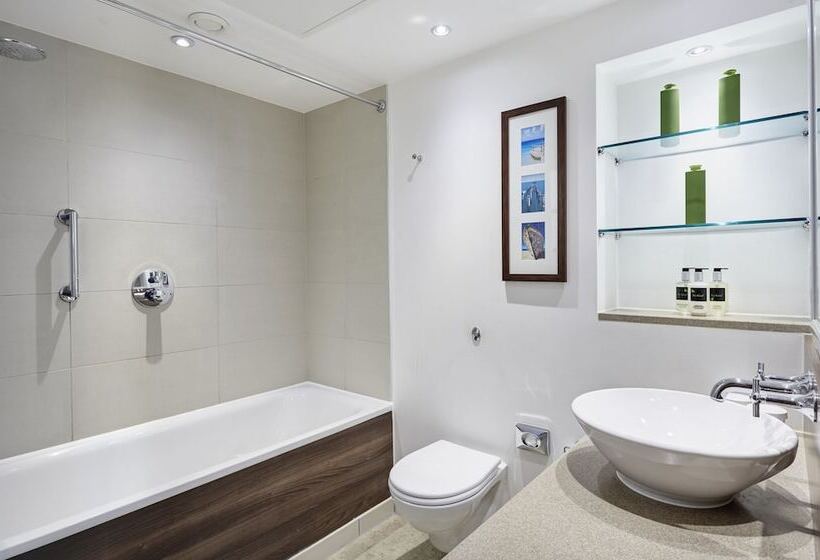 스위트, Staybridge Suites Newcastle, An Ihg