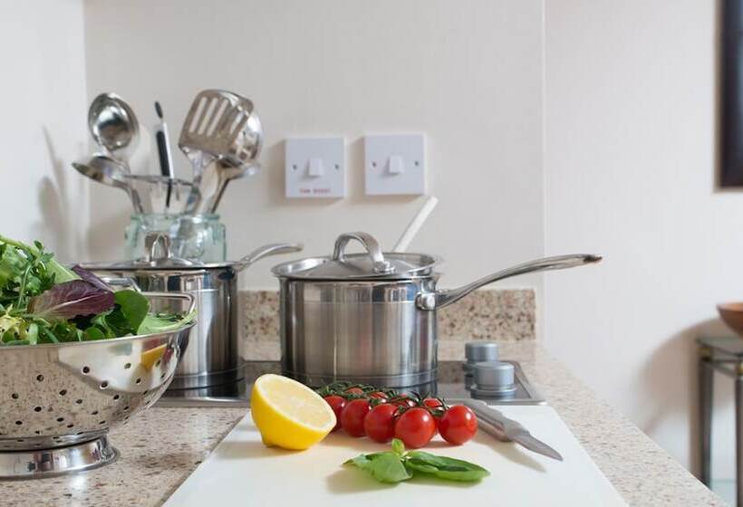 Люкс, Staybridge Suites Newcastle, An Ihg