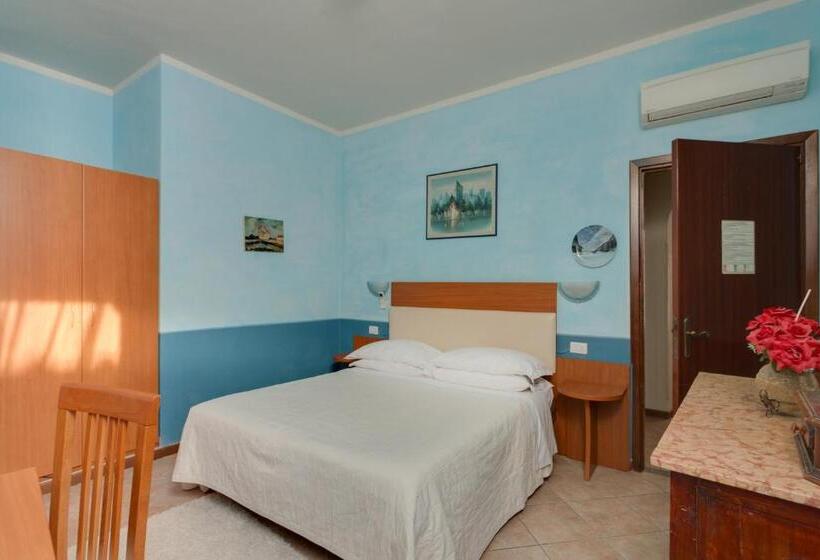 Habitació Estàndard Bany Compartit, Casa Billi