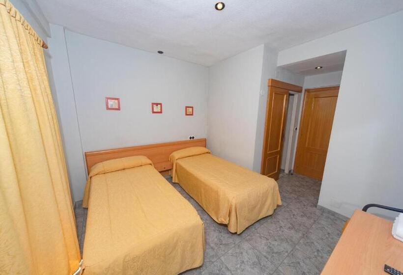 Номер Стандарт, Hostal Virginia