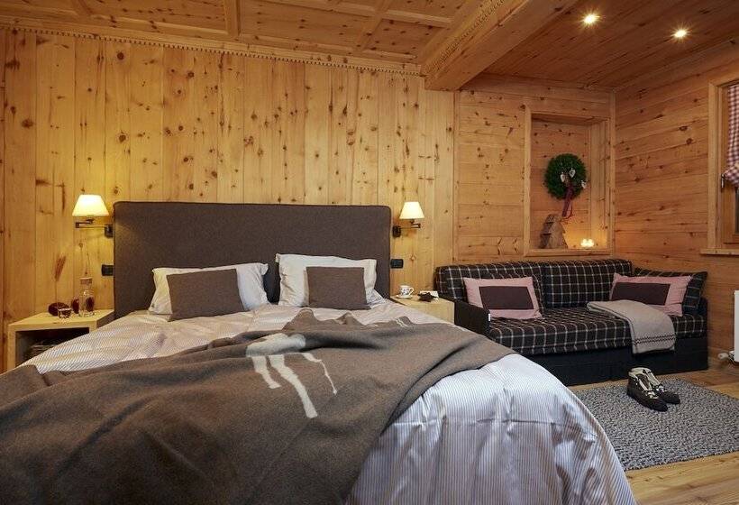 Трехместный Номер Стандарт с Балконом, La Genzianella Bormio