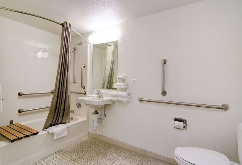Номер Стандарт Адаптированный для Инвалидов, Motel 6 Old Town Scottsdale Fashion Square