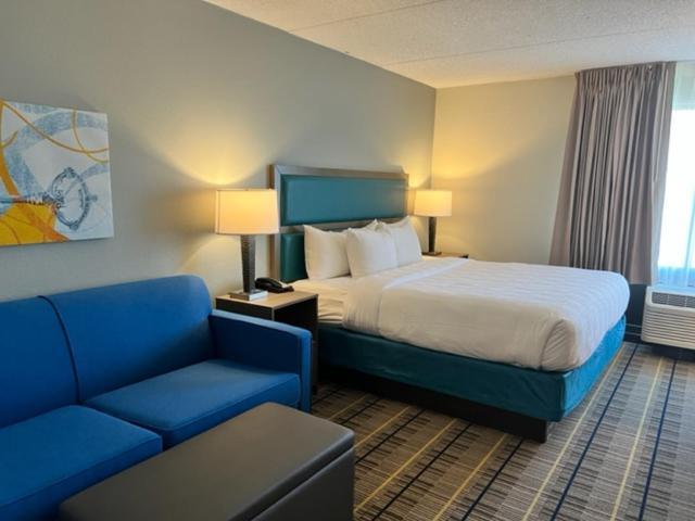 Люкс Кровать Кинг, Mainstay Suites Horsham  Philadelphia