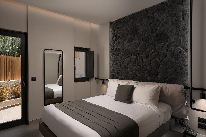 Suite Supérieure, Apikia Santorini   Adults Only