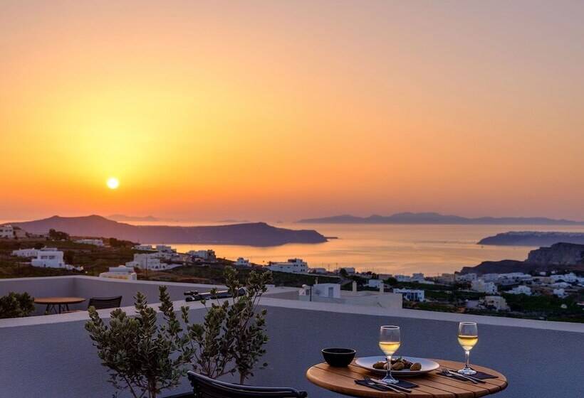 Suite Vista Mar, Apikia Santorini   Adults Only