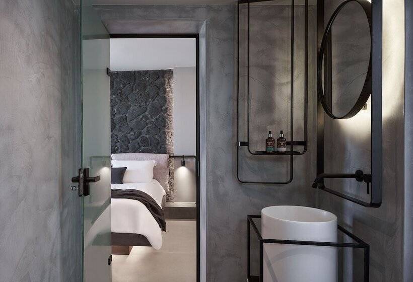 Suite Vue Mer, Apikia Santorini   Adults Only