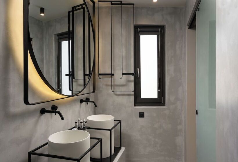 Suite Senior 2 Chambres, Apikia Santorini   Adults Only