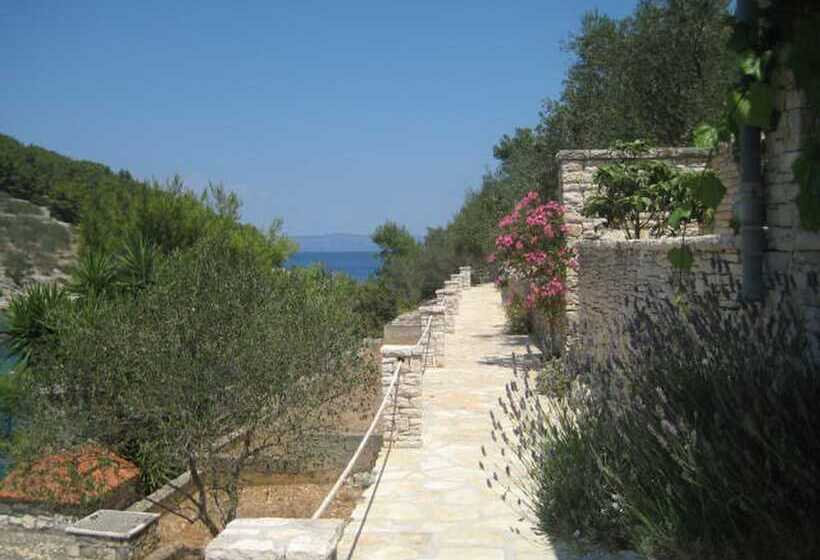 Дом 2 Спальни, Stone House Mia   Prihonja