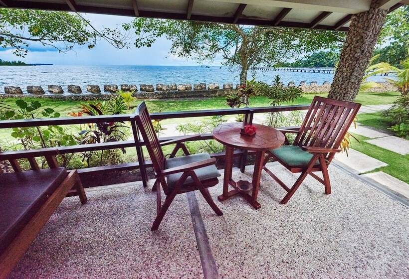 اتاق لوکس با چشم‌انداز دریا, Cocotinos Manado