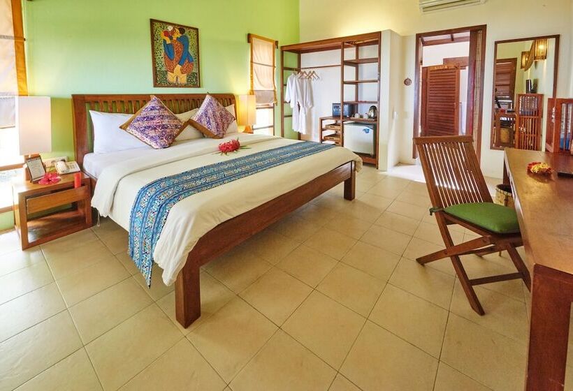 اتاق لوکس با چشم‌انداز دریا, Cocotinos Manado