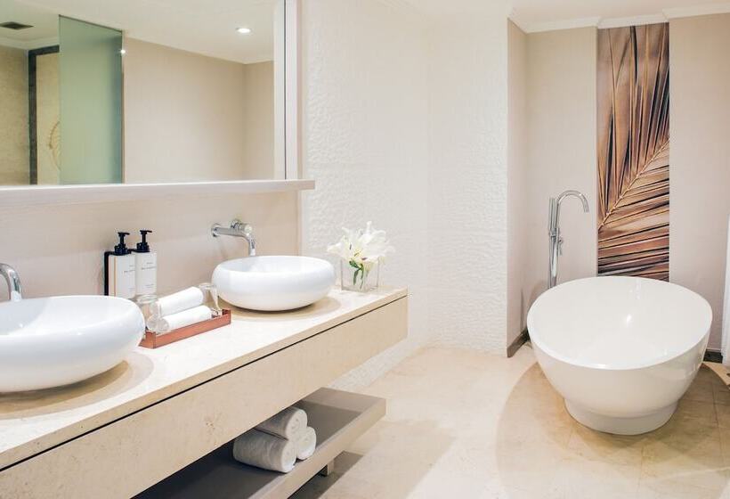 带双人床的经典房间, Intercontinental Mauritius Resort Balaclava Fort, An Ihg