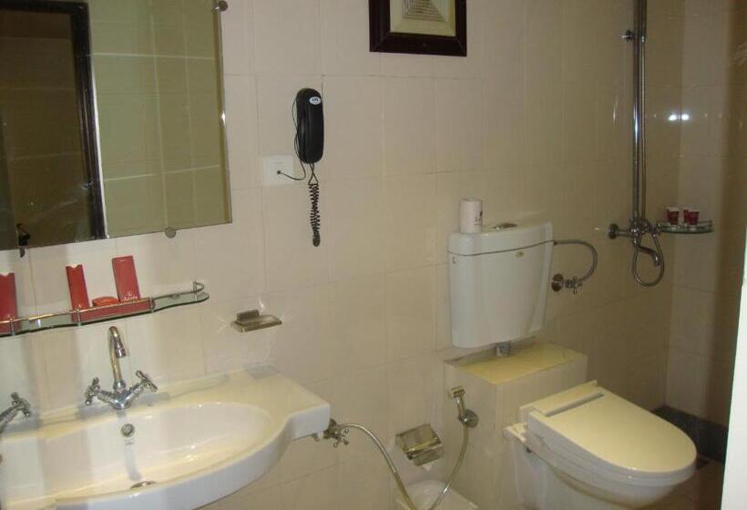 Президентский Люкс, Lords Eco Inn  Dahej