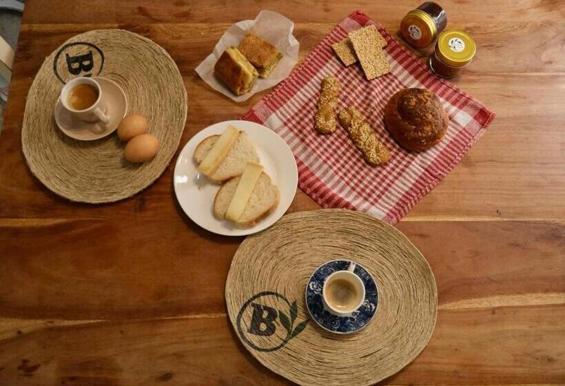 استودیوی سوپریور, Birbas