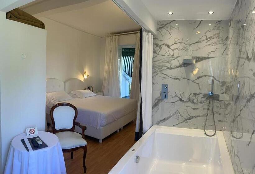 اتاق لوکس با بالکن, Eveline 2   Piscina Privata O Jacuzzi