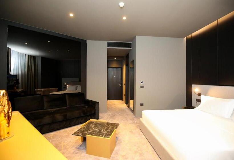 수피리어 룸, The Central View Boutique