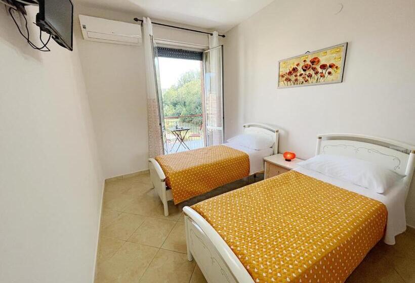Апартаменты 3 Спальни, Flavia Apartment