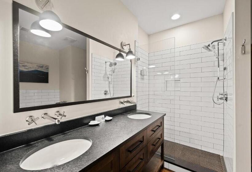 Люкс Deluxe Кровать Кинг, The Blowing Rock Manor