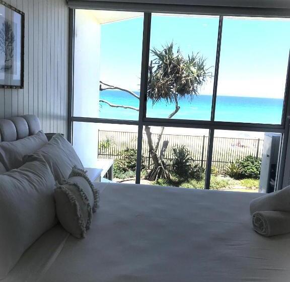 ２ベッドルームアパートメント, Golden Sands On The Beach   Absolute Beachfront Apartments