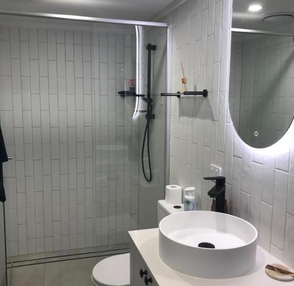 Апартаменты 2 Спальни, Golden Sands On The Beach   Absolute Beachfront Apartments