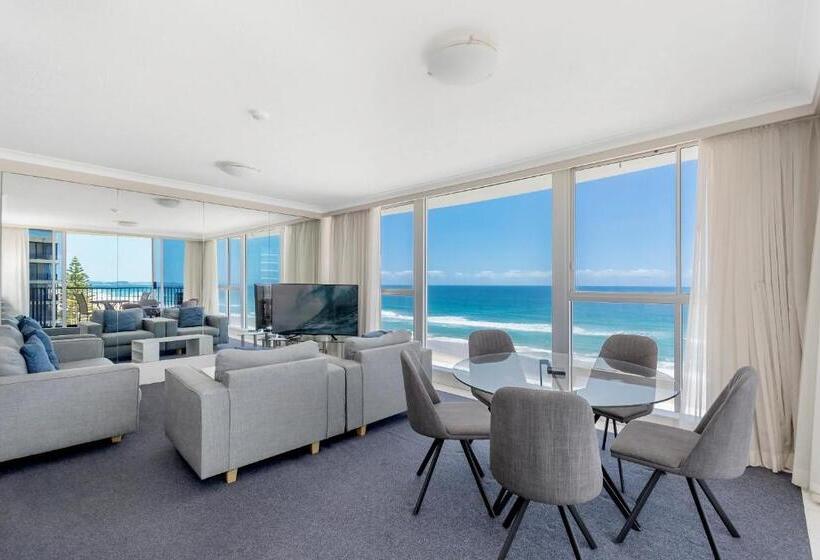 Апартаменты 2 Спальни, Golden Sands On The Beach   Absolute Beachfront Apartments