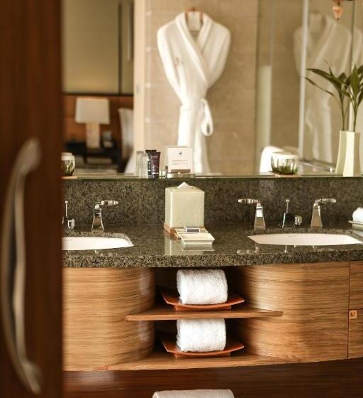 سوئیت کلاب, The Ritz Carlton, Shenzhen, Nearby Futian Cbd, Convention & Exhibition Center, Futian Railway Statio