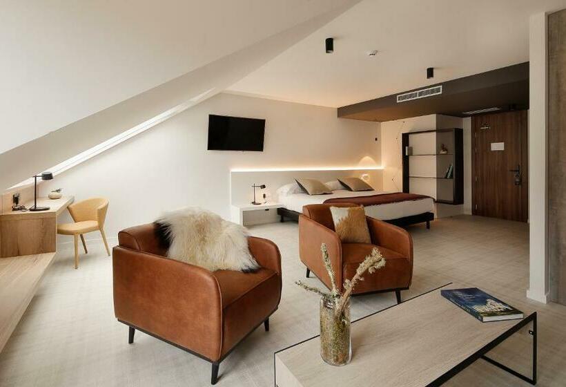 Полулюкс, Munna Hotel Boutique