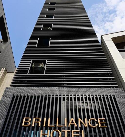 スタンダードルーム, Brilliance